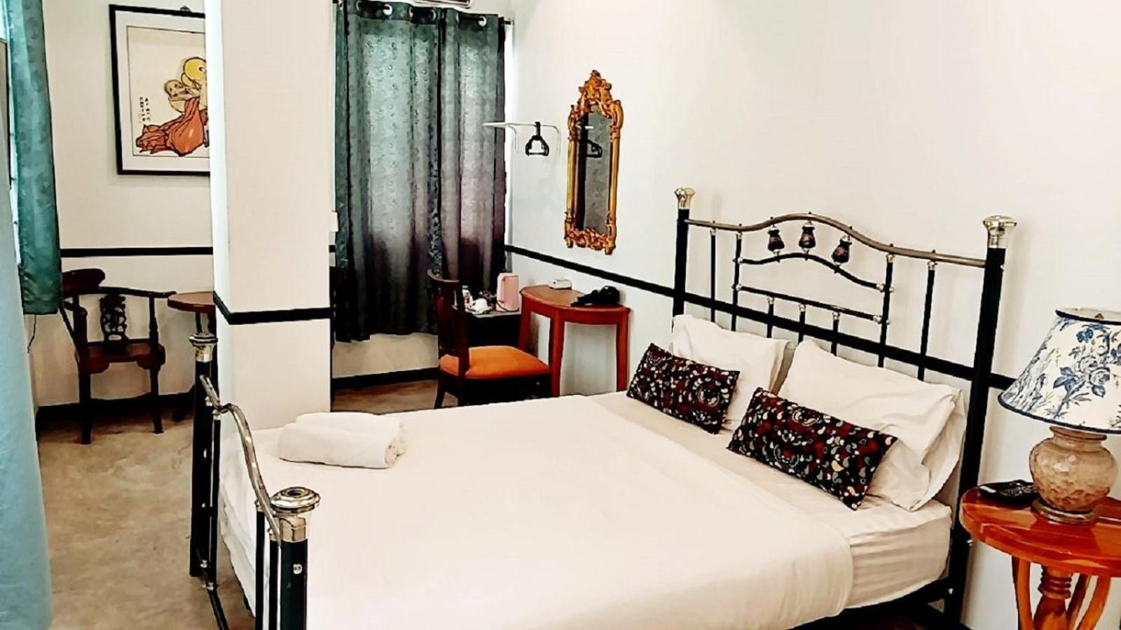 The Character Yaowarat V เดอะ คาแรคเตอร์ เยาวราช 3 Apartment Банкок Екстериор снимка